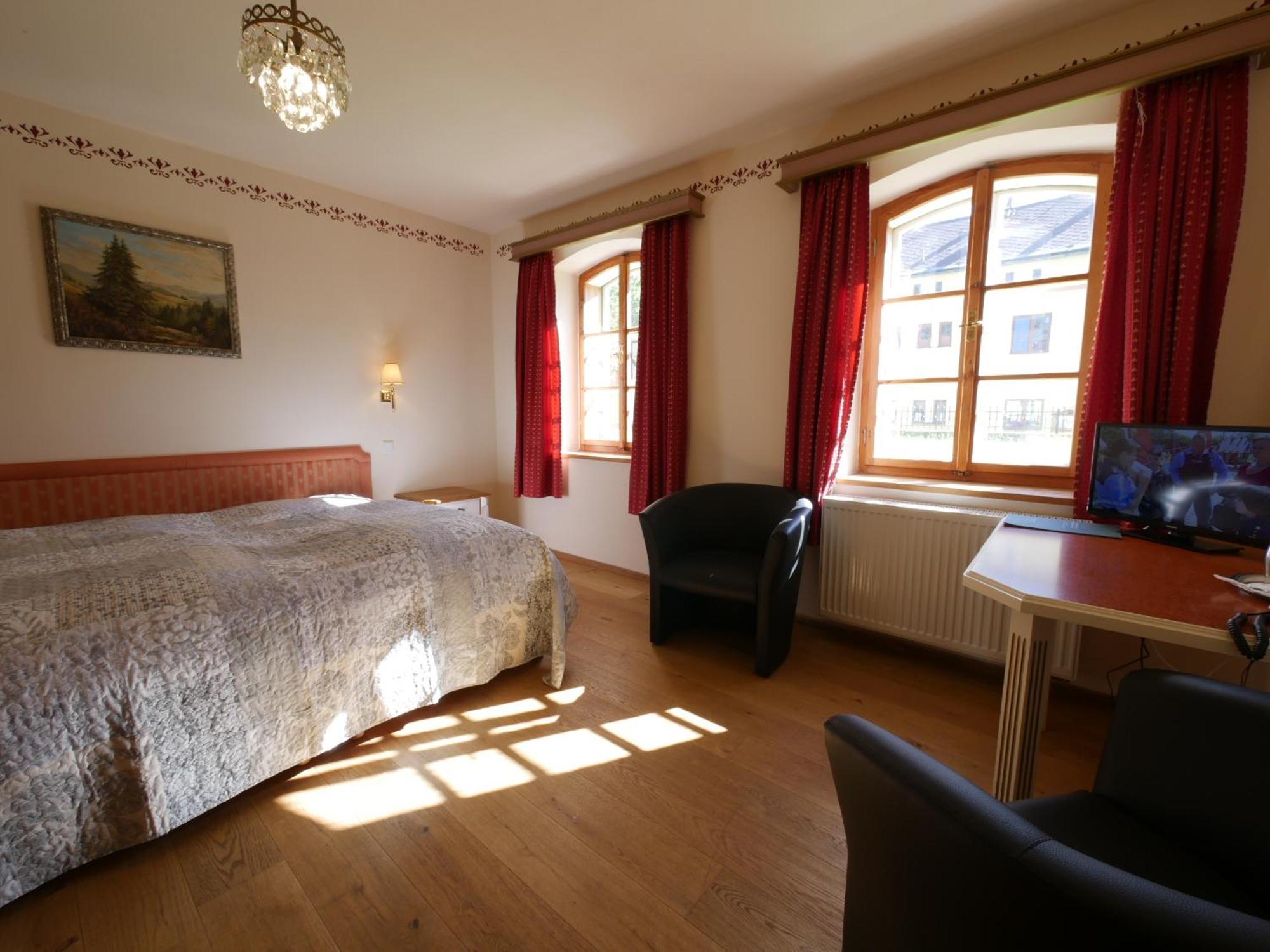 Schlosshotel Zamek זדיקוב מראה חיצוני תמונה